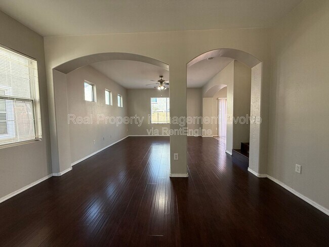 Building Photo - 3930 W Irwin Ave