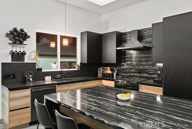 Building Photo - 23143 Leonora Dr