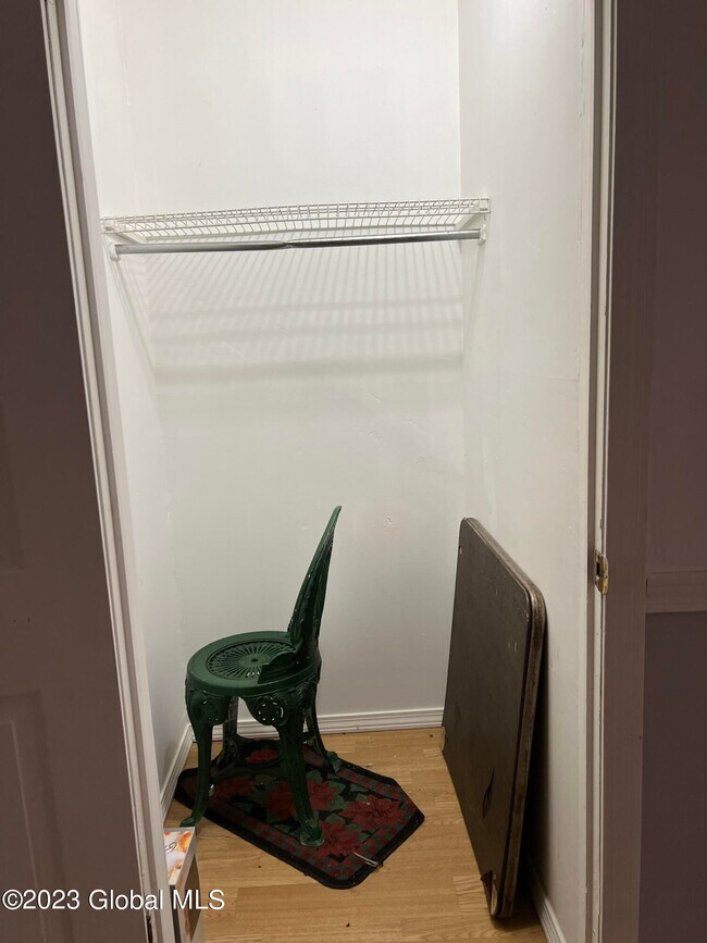 Building Photo - 220 Broad St