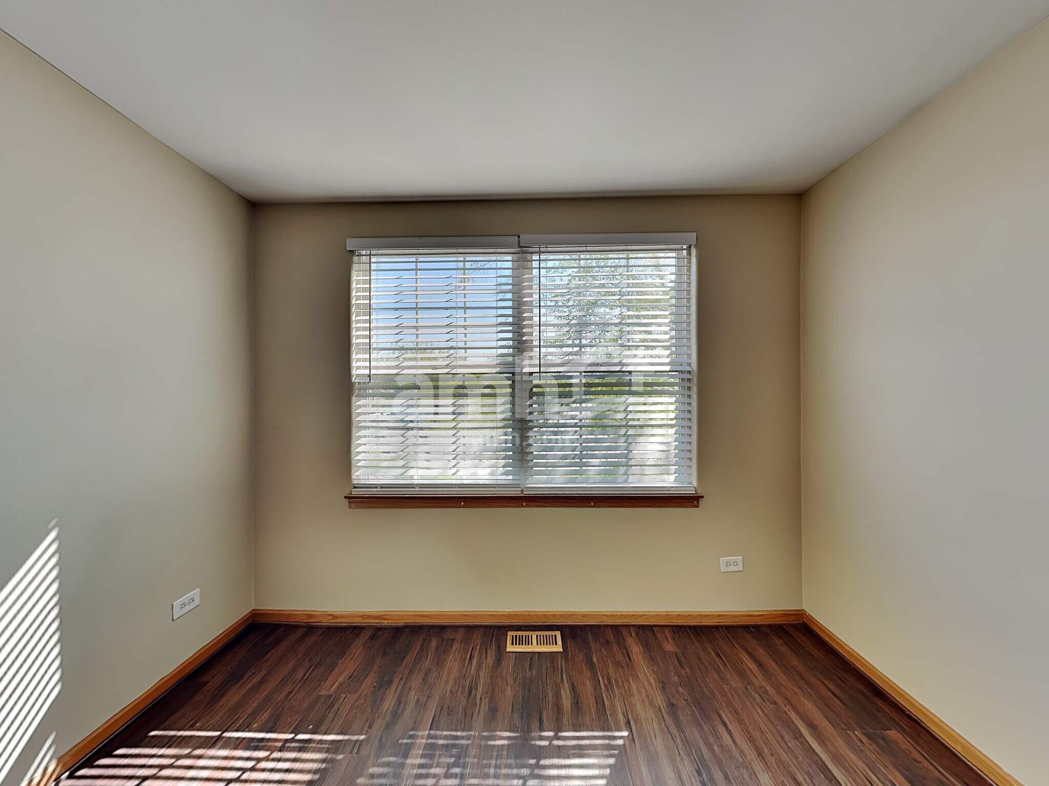 Building Photo - 1203 Alene Dr