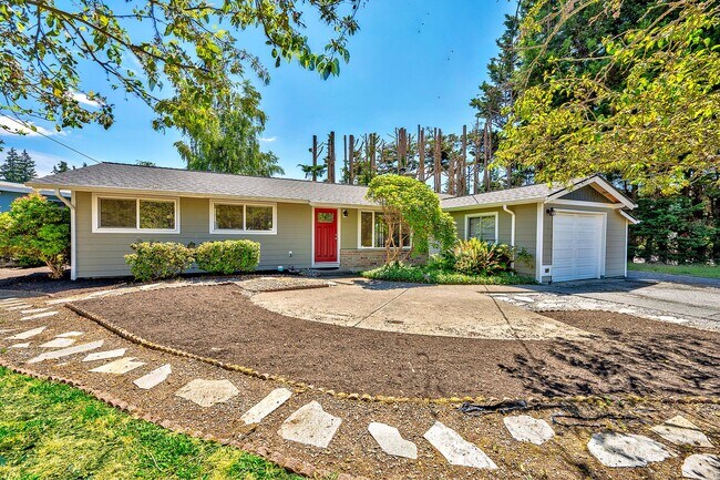 Building Photo - Lynnwood Rambler