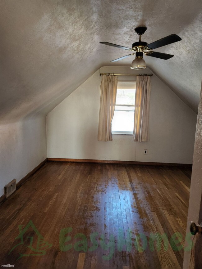 Building Photo - 3 br, 2 bath House - 1414 Scott Street