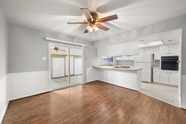 Building Photo - 376 Westview Terrace