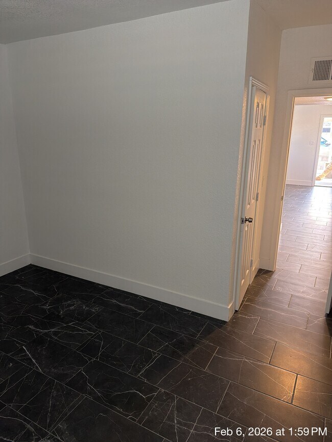 Building Photo - 2812 Richfield Blvd