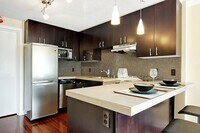 Building Photo - Capitol Hill One Bedroom Condo For Rent