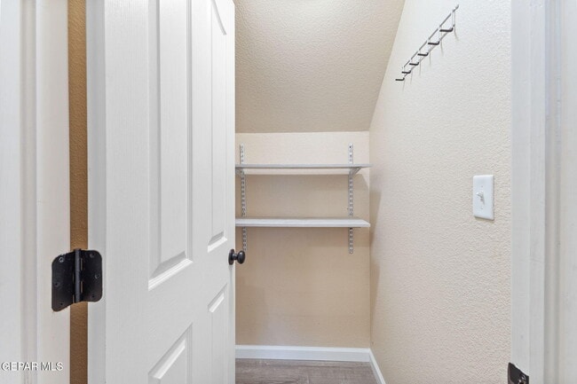 Building Photo - 11107 Redstone Cove Dr