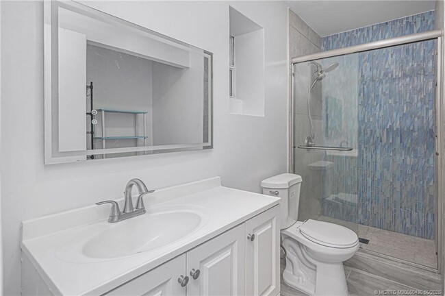 Building Photo - 7007 S Indian River Dr