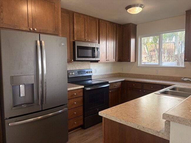 Building Photo - 151 Hoolaau St