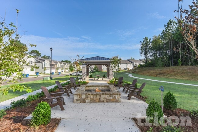 Building Photo - 409 Trickum Hill Dr