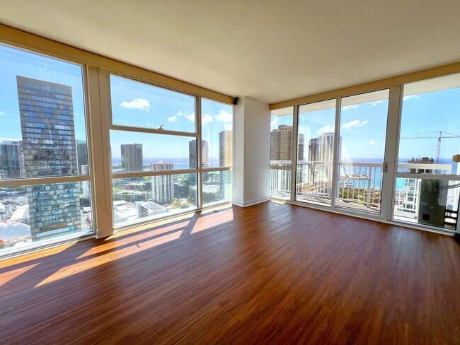 Building Photo - 909 Kapiolani Blvd