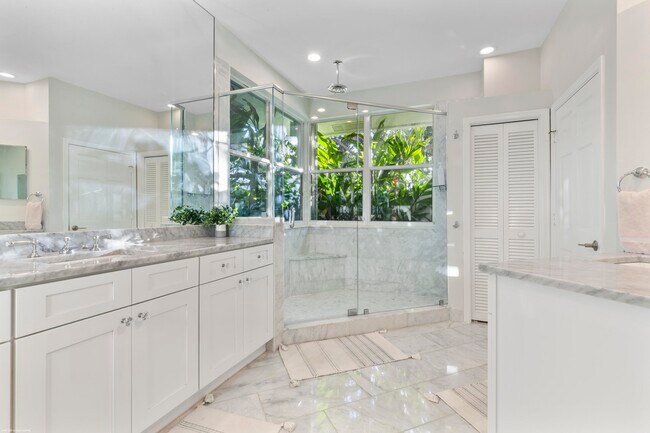 Building Photo - 15611 Milan Ct