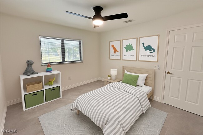 Building Photo - 528 SE 32nd Terrace