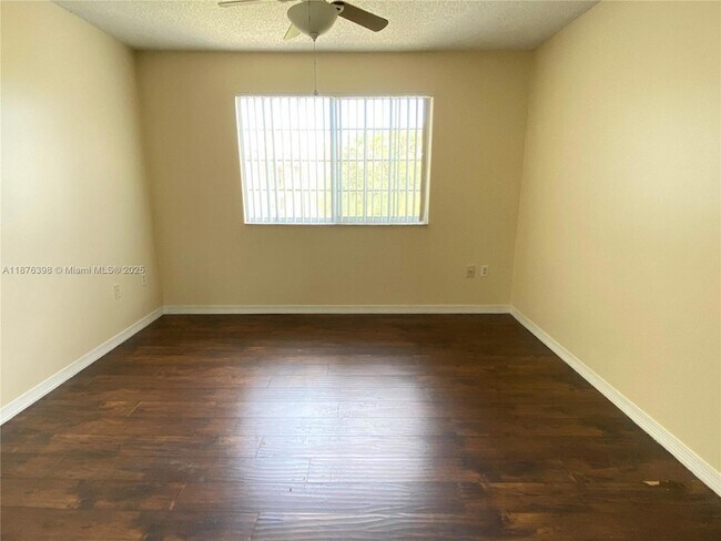 Building Photo - 4175 N Haverhill Rd