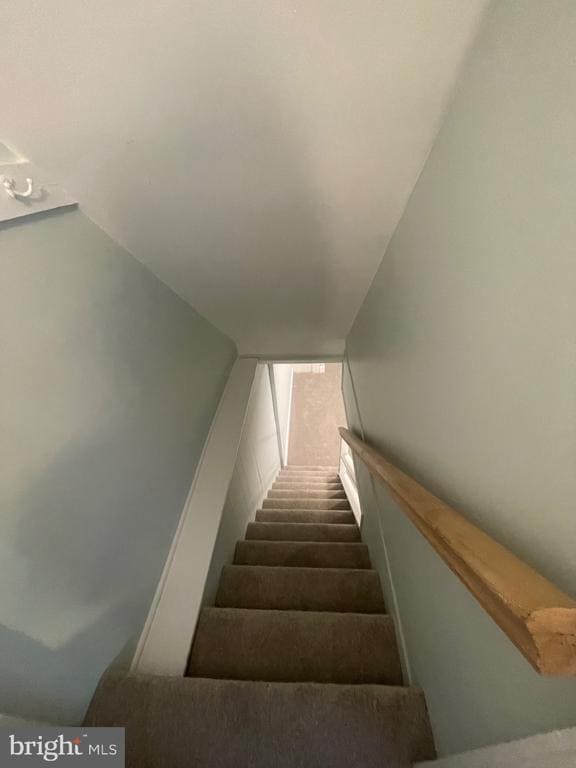 Building Photo - 1917 Winton Ave