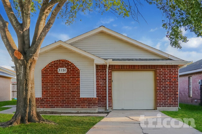 Building Photo - 3151 Kelling St