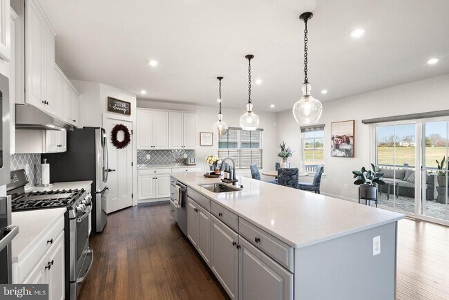 Building Photo - 12914 Hazelwood Dr