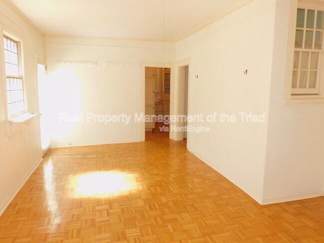 Building Photo - 1224 Glade St NW