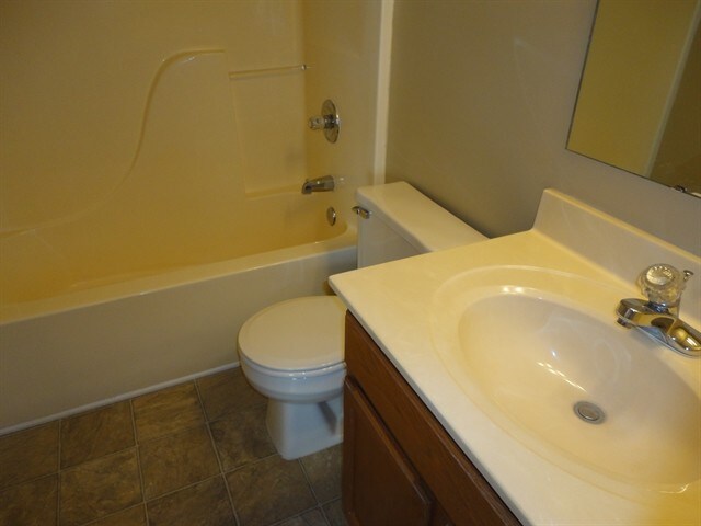 Building Photo - 6055 Polonius Ct