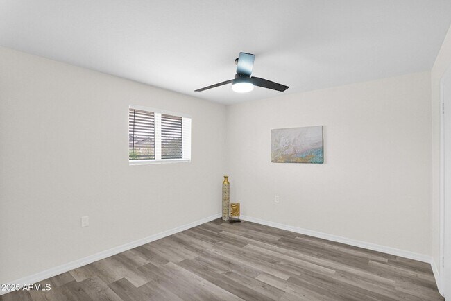 Building Photo - 301 N 87th St