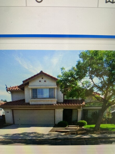 Front - 2660 Meadow Brook Ln