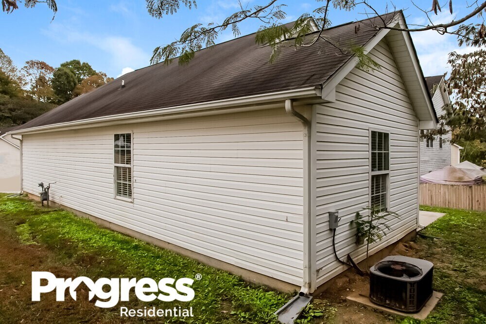 Building Photo - 1013 Valley Ridge Rd