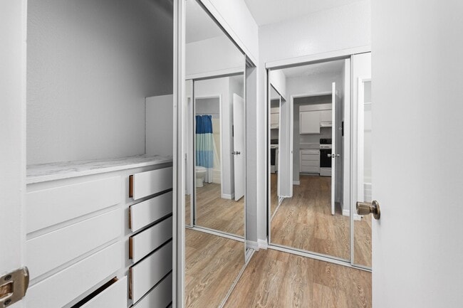 Building Photo - 1341 Caminito Gabaldon