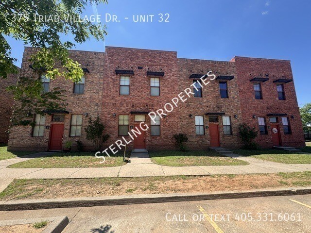 Building Photo - 375 Triad Village Dr