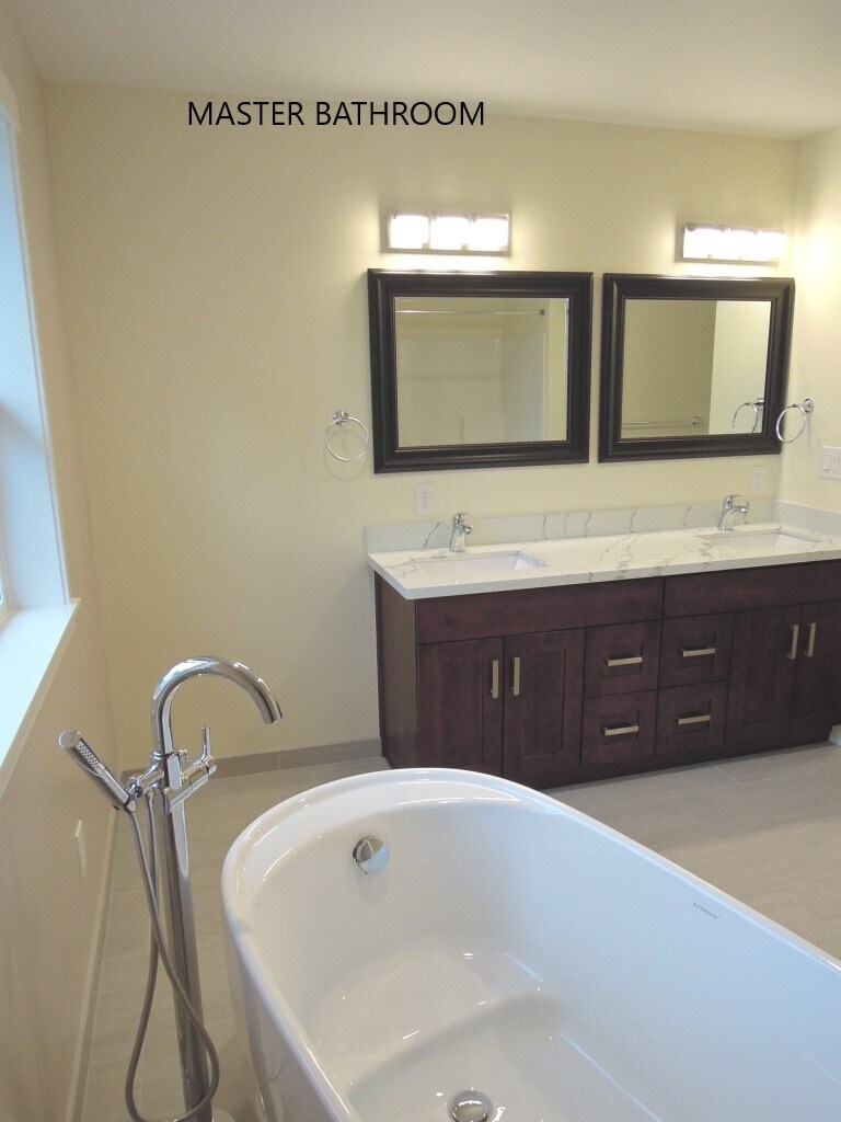 primary bathroom - 321 3rd Pl NW