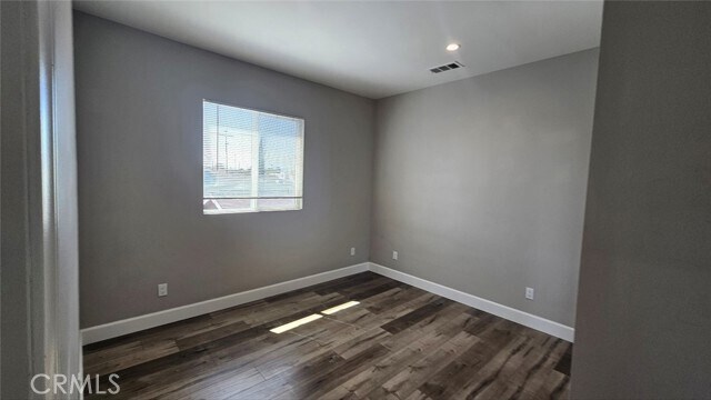 Building Photo - 1536 E 87th St
