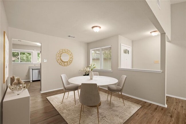 Building Photo - 9402 Marsh Dr