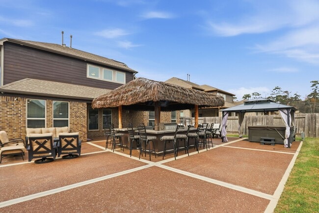 Building Photo - 24714 Longwood Forest Dr
