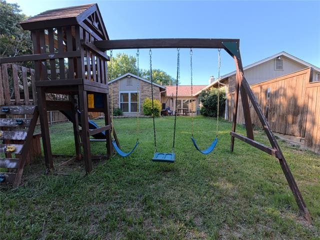 Building Photo - 1738 Hartford Dr