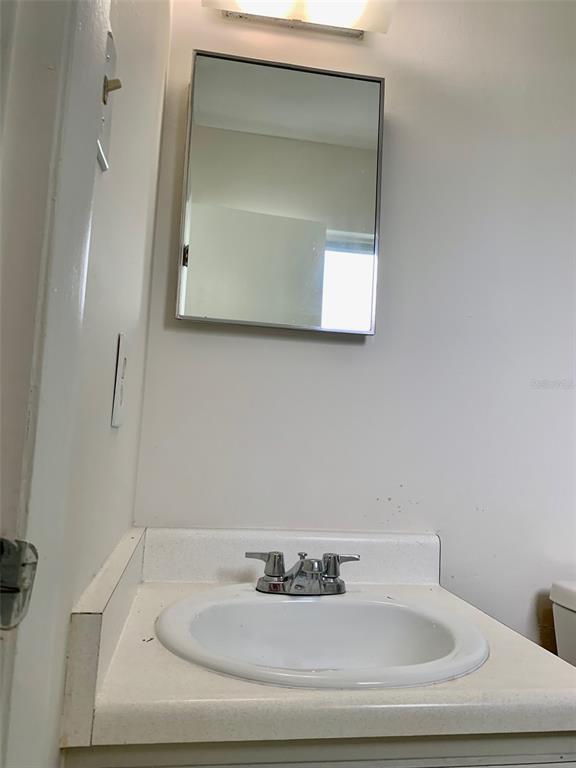 Building Photo - 22097 Bronxville Ave