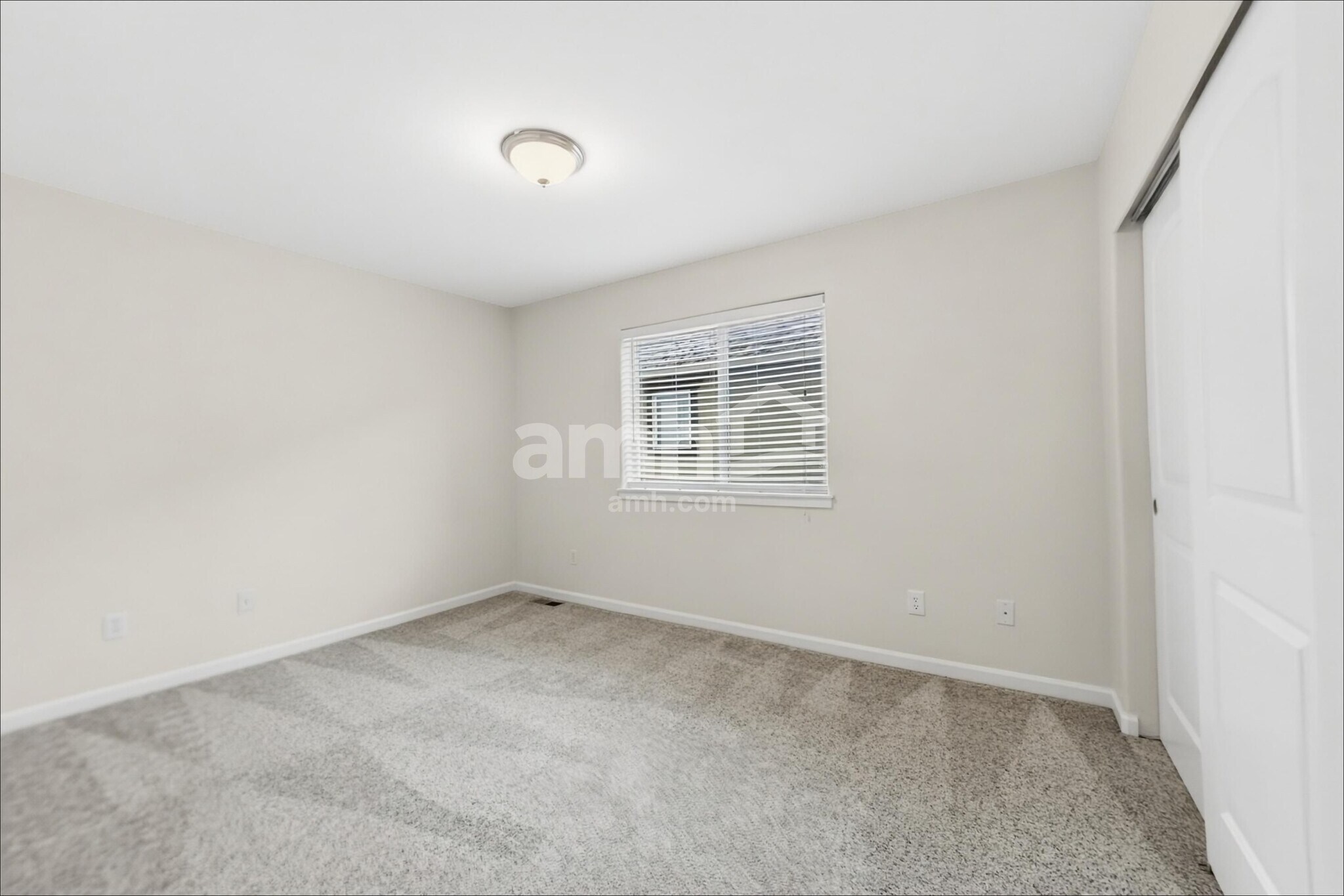 Building Photo - 5100 Balustrade Blvd SE