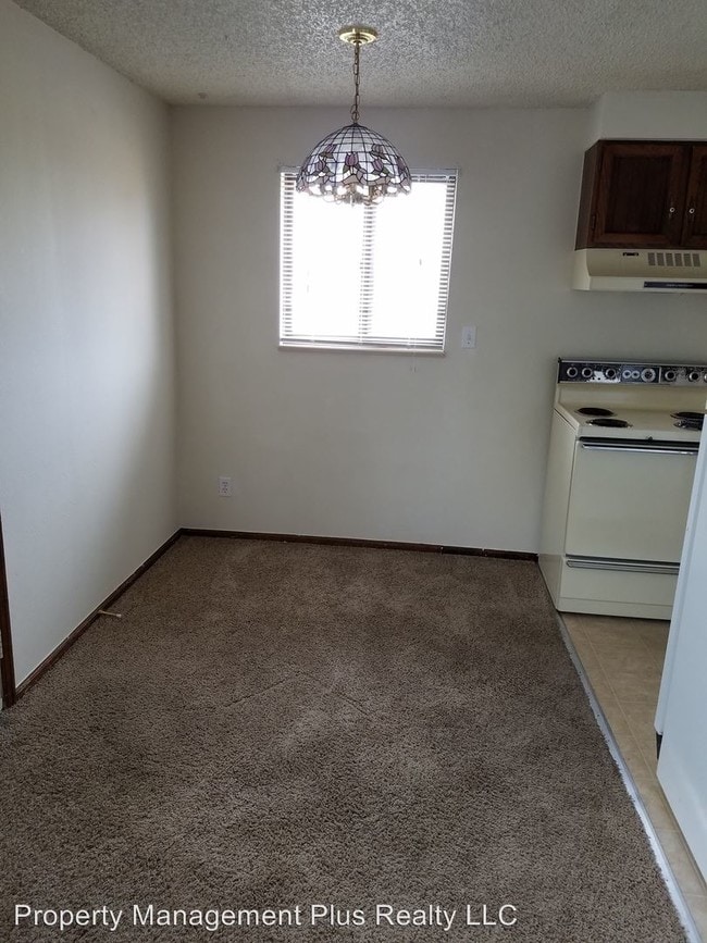 Building Photo - 1610 9th Ave