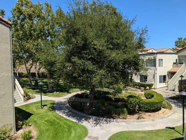 Building Photo - 24465 Valle Del Oro