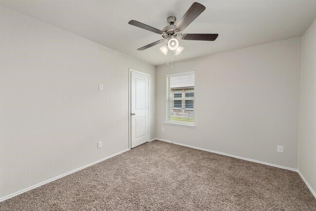 Building Photo - 1838 Gibbons Creek Dr