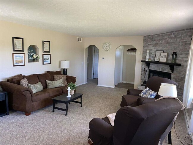 Building Photo - Penn Schools!  Granger IN 3 bedroom home for rent
