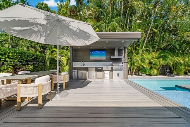 Building Photo - 475 Woodcrest Rd