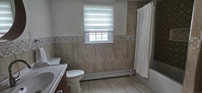 Building Photo - 35 Charlene Dr