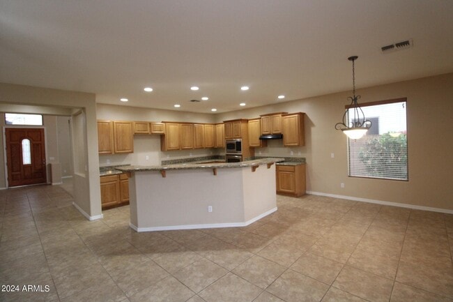 Building Photo - 3951 E Ravenswood Dr