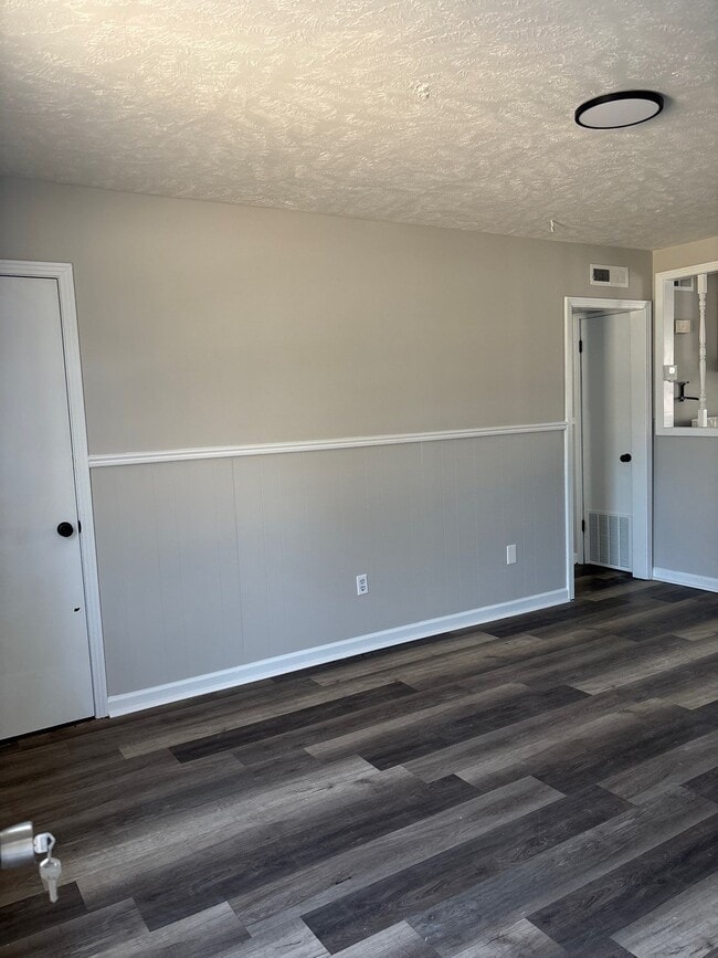 Building Photo - 38 W Cooper St