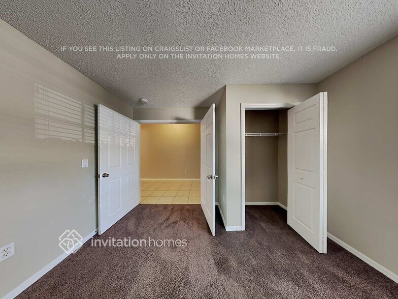 Building Photo - 110 China Berry Cir