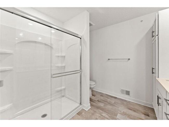 Building Photo - 2239 Tyrone Dr S