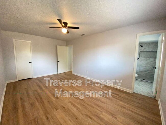 Building Photo - 3519 Winslow Dr