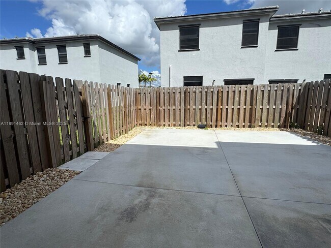 Building Photo - 13379 SW 287th St