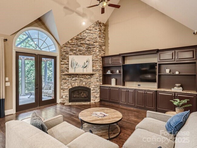Building Photo - 4218 Ash Hollow Ln