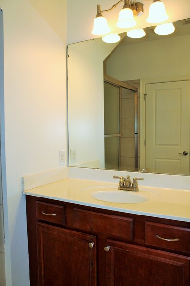 Building Photo - 33 Elk Ridge Ln