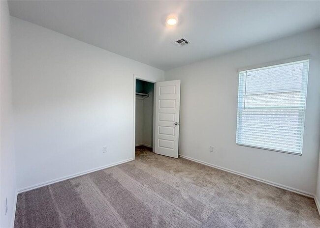 Building Photo - 16309 Harvester Dr