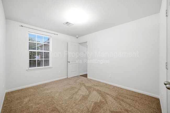 Building Photo - 12731 Mystic Water Ln